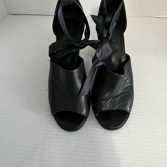 RUDSAK PEEP TOE SANDAL WITH ANKLE TIE - Picture 7 of 17